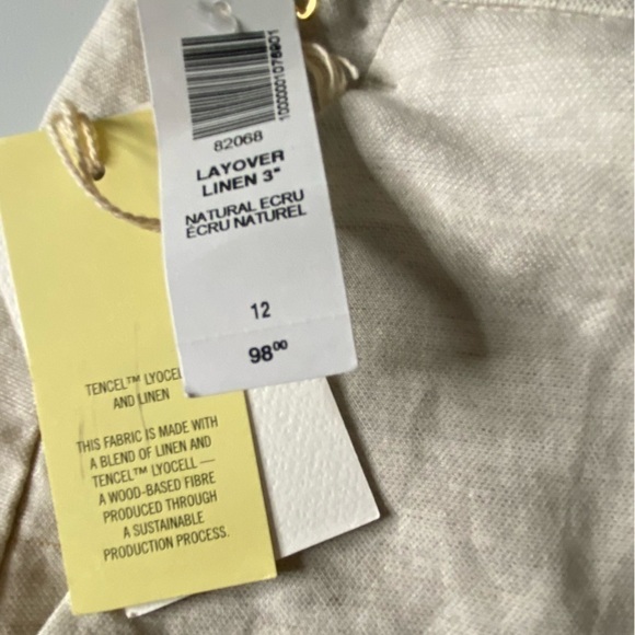 Aritzia Wilfred sz 12 Beige Layover Linen & Tencel, 3” Inseam, High Rise Shorts - Picture 7 of 14